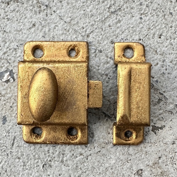 Thumb Turn Cabinet Latch - Picture 2 of 11